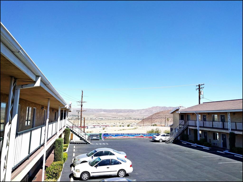 Star Inn On Route 66, Barstow Exterior photo