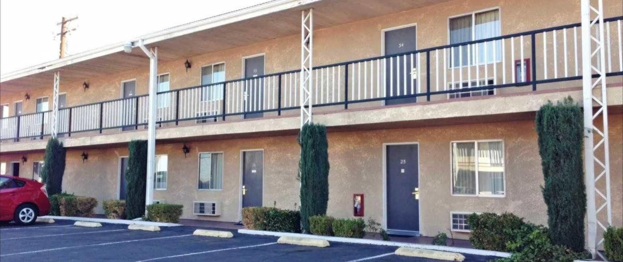 Star Inn On Route 66, Barstow Exterior photo